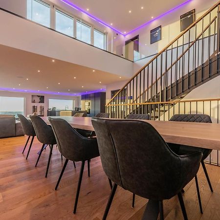 Moderne Villa Mit Whirlpool Und Heimkino فالدكيرشن المظهر الخارجي الصورة